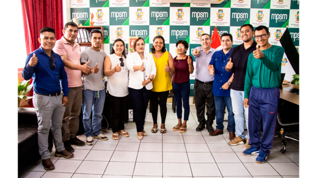 Director y padres de familia de la I.E N° 0101 de Chazuta piden apoyo a la gestión Perea.