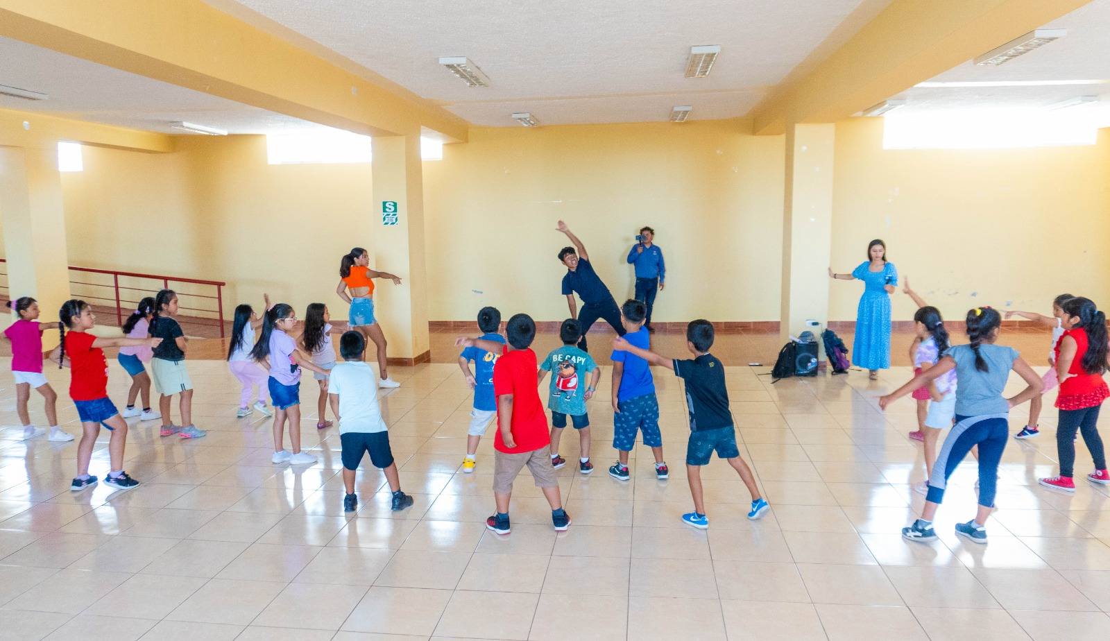 El Gerente de Promoción del Desarrollo Social y Económico, dio a conocer que se iniciaron los talleres de vacaciones útiles y la Cepre Muni 2025 qué beneficia a más de 230 niños de la provincia.
