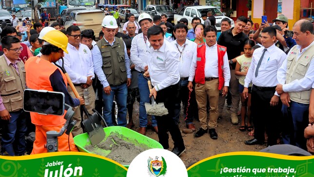 Alcalde Jabier Julón participó en la colocación de la primera piedra 