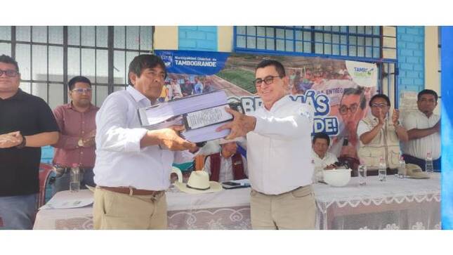  MDT impulsa el desarrollo agrícola con el mejoramiento del sistema de riego en el canal lateral Jorge Chávez