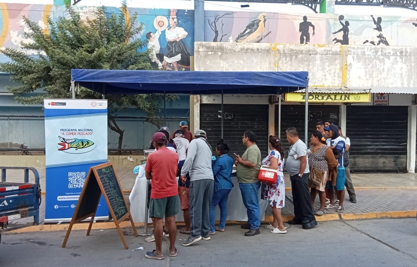 Más de 450 KG de pescado se vendieron en feria a comer pescado