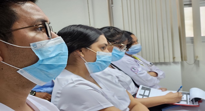 Internos de medicina se suman a la Red Tumbes de EsSalud para reforzar atenciones