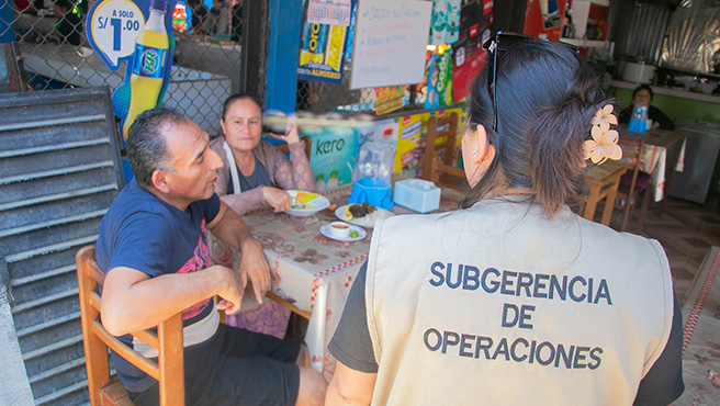 Municipalidad y Sedachimbote inspeccionan instalaciones de servicios básicos en los centros de abastos de la ciudad