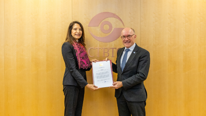 Embajadora del Perú presenta cartas credenciales como representante permanente ante la Comisión Preparatoria de la CTBTO
