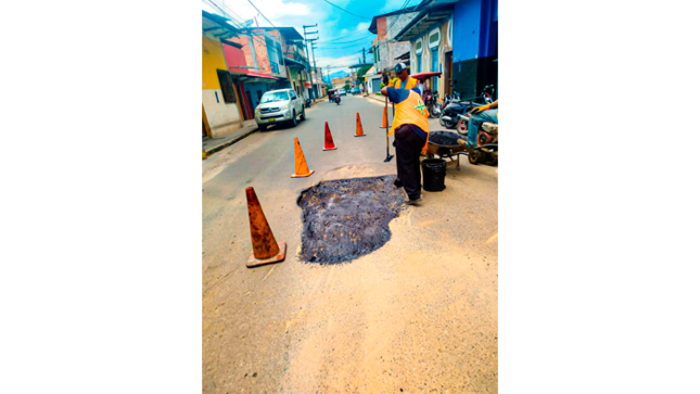 Reparación de vía del Jr. Manuel Arévalo Orbe - Jr. Bolognesi - Jr. Cahuide - jr. Jorge Chávez.