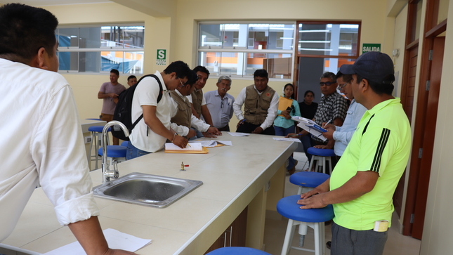 Entrega de colegio por parte de la Municipalidad Distrital de Canchaque a Ugel Piura