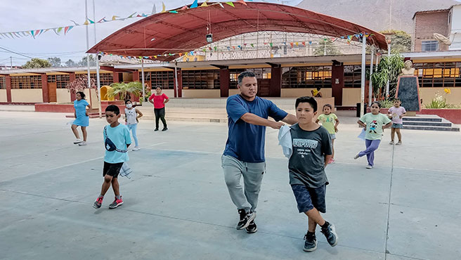 Desarrollo del taller de Marinera Norteña