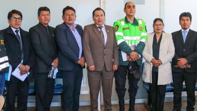 Autoridades de Puno coordinan acciones para la Festividad Virgen de la Candelaria 2025