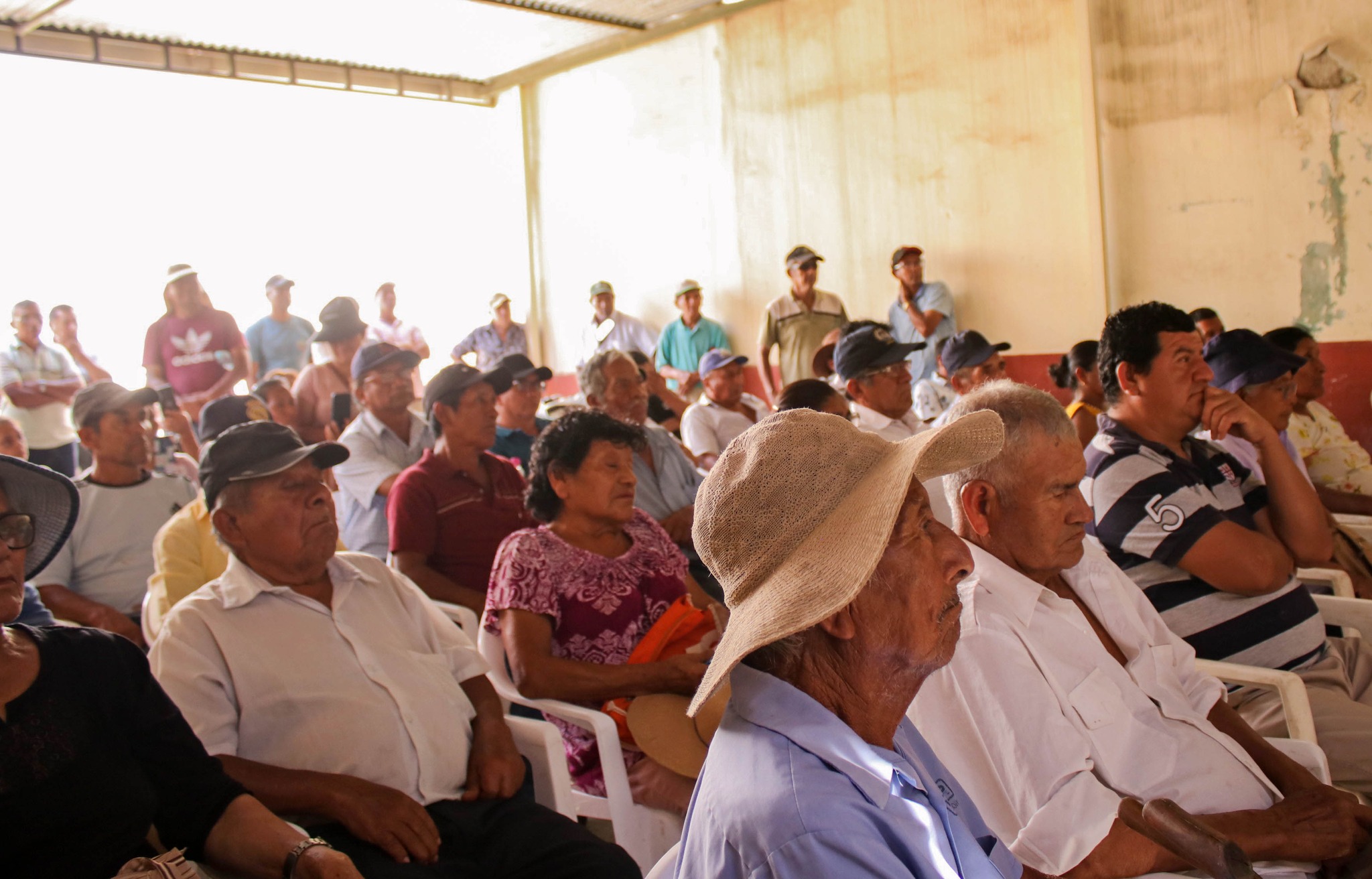 MIDAGRI se reúne con productores de mango