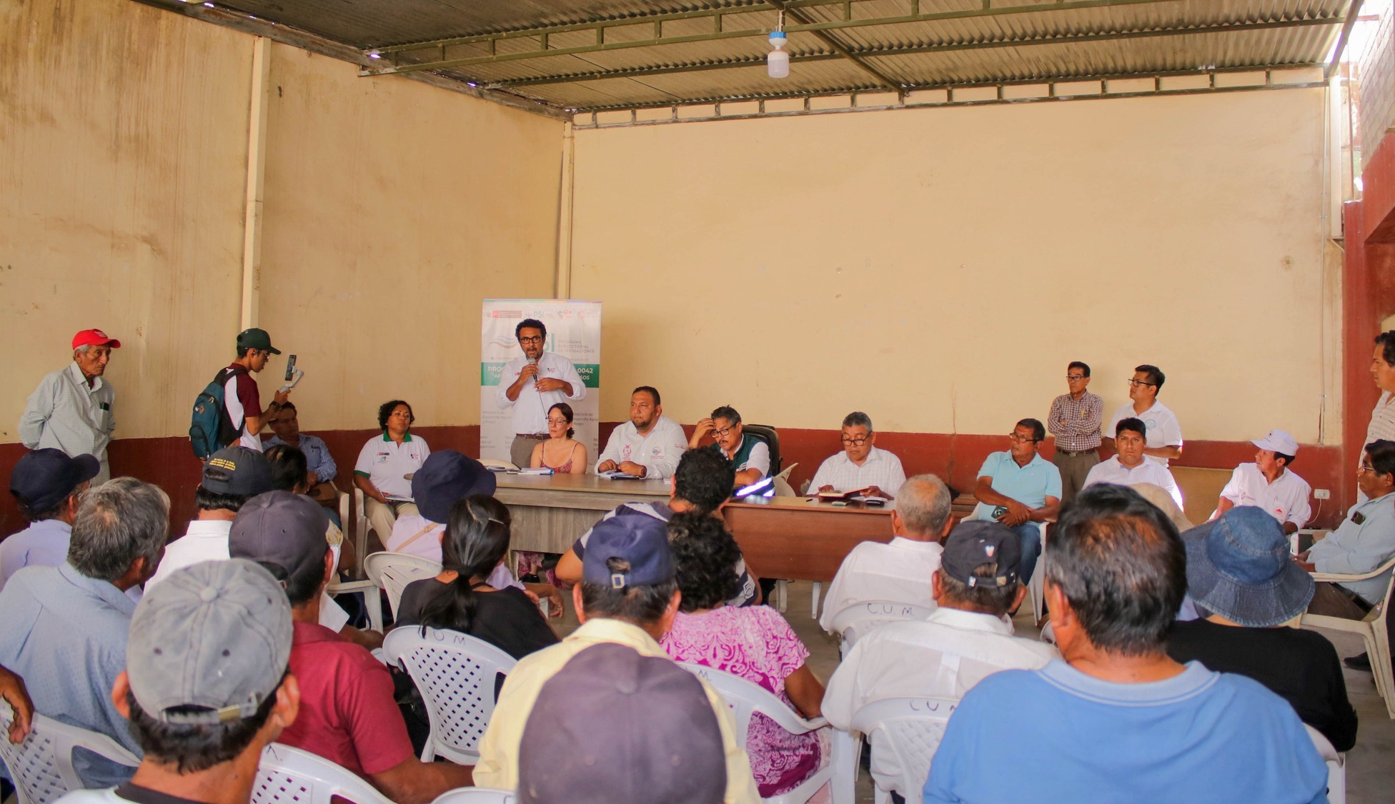 MIDAGRI se reúne con productores de mango