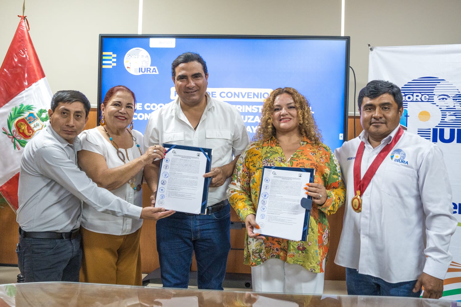 Gobernador Luis Neyra y ‘Cruzada por la vida’ firman convenio para que Planta de Oxígeno siga operando en Huancabamba