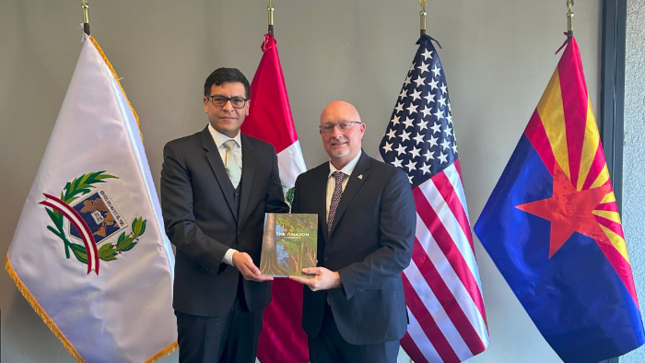 Consulado peruano en Phoenix y Universidad de Arizona exploran oportunidades de colaboración