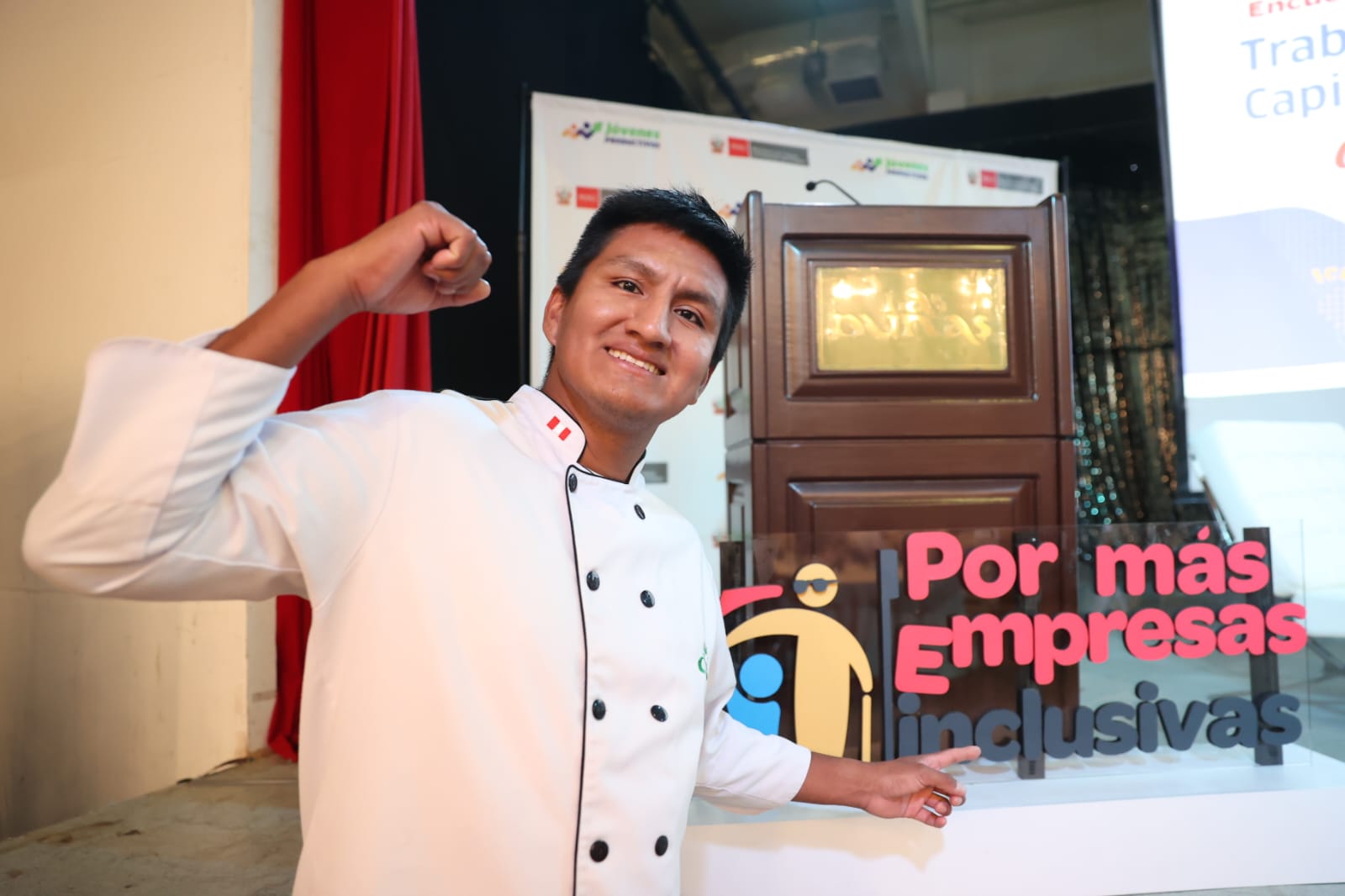 MTPE impulsa empleo inclusivo y juvenil en Ica: ministro Maurate firmó convenio con PROAGRO y promovió la campaña #PorMásEmpresasInclusivas