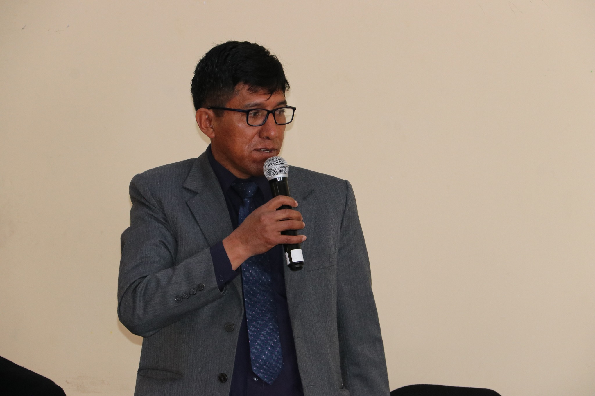 La UGEL MELGAR ya cuenta con un nuevo director.