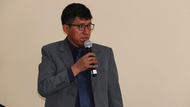 La UGEL MELGAR ya cuenta con un nuevo director.