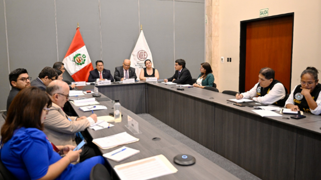 El Perú y Ecuador evaluaron el fortalecimiento del marco migratorio bilateral para asegurar una migración segura, ordenada y regular