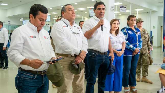 Gobernador regional espera que en febrero el MEF apruebe presupuesto para cuatro hospitales estratégicos