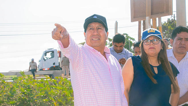 Alcalde inspecciona trabajos limpieza y descolmatación del rio Huarmey