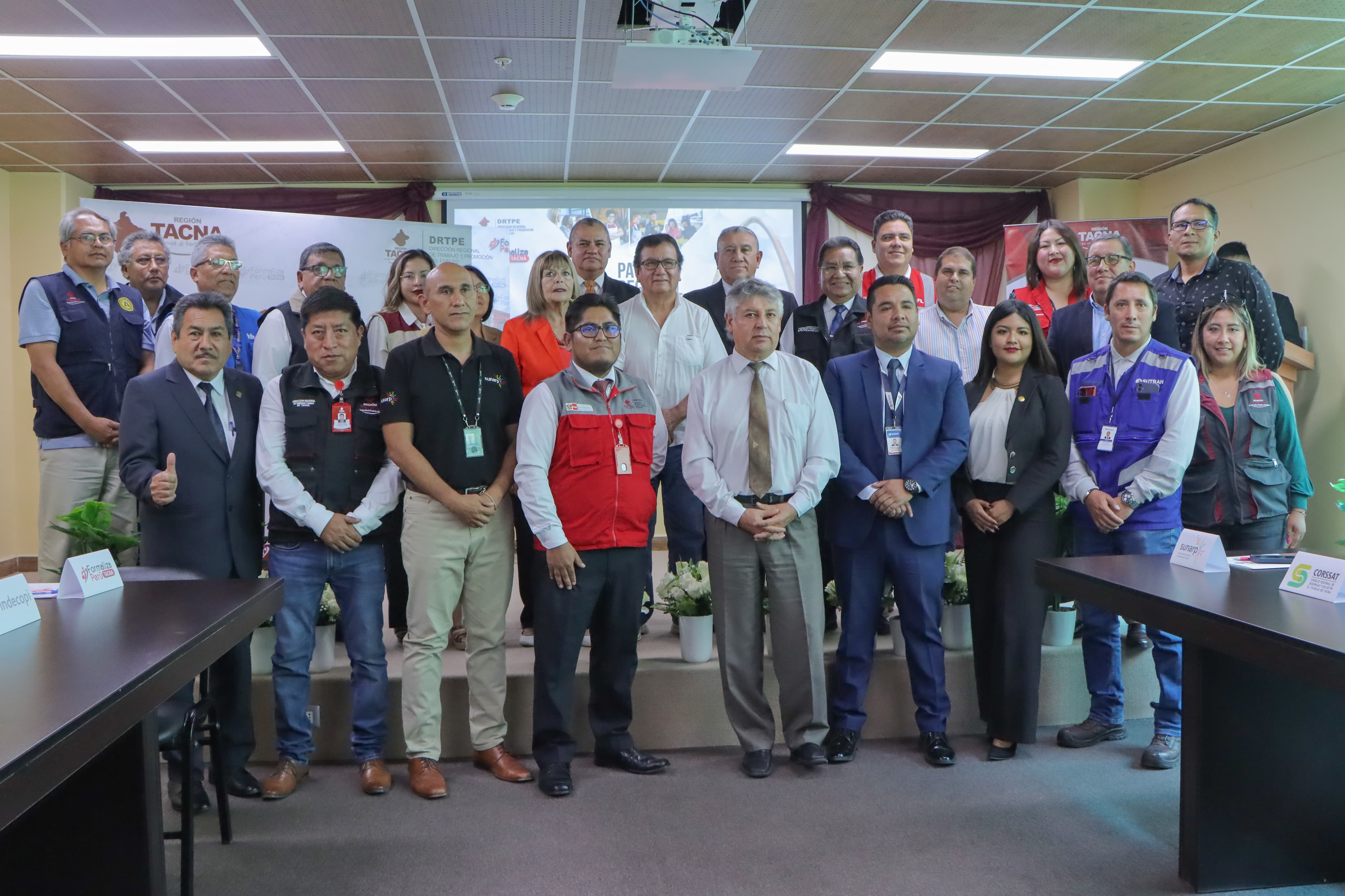 Más de veinte instituciones impulsan la formalización laboral, empresarial y tributaria en Tacna