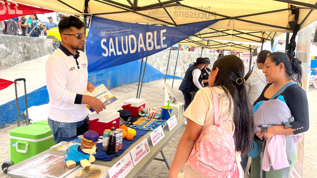 Diris Lima Sur lleva campaña de salud preventiva a playas del sur de Lima