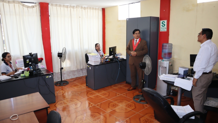Monitorean funcionamiento de juzgados de Tambogrande