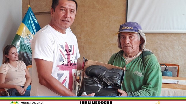 Archivo JPG de la entrega de ropa y calzado.