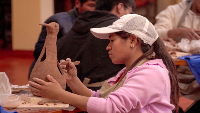 Puno: Ministerio de Cultura y UNESCO se unen para desarrollar proyecto de producción de cerámica tradicional de Checca Pupuja con jóvenes