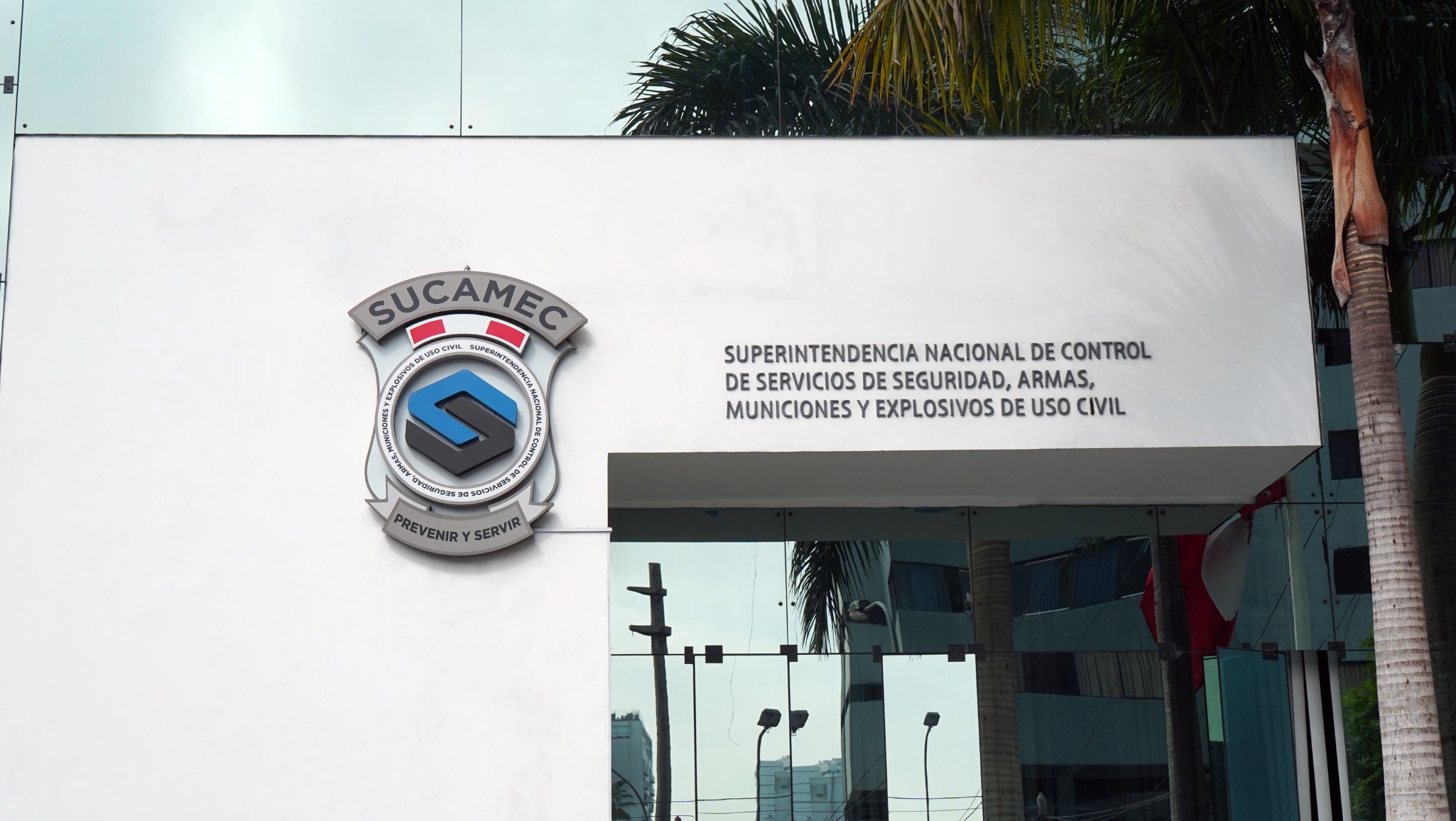 Fachada Sucamec