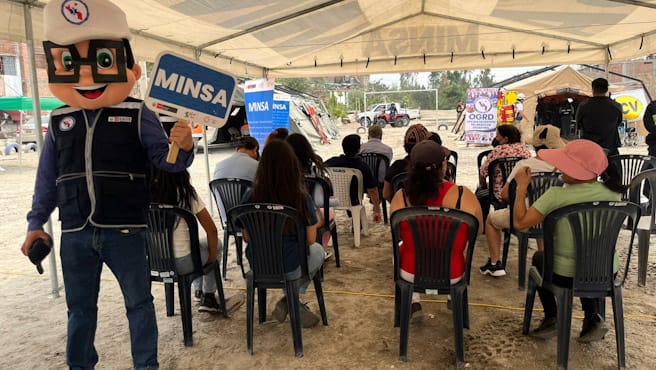 Centenares de familias de Lurigancho - Chosica participaron en la gran “Feria de riesgos y desastres” organizada por el Minsa