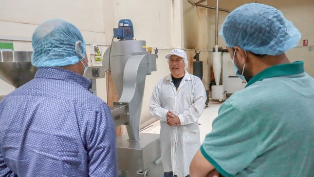 Equipo técnico de la MRDLA  y de producción de cafetaleros - chocolateros.