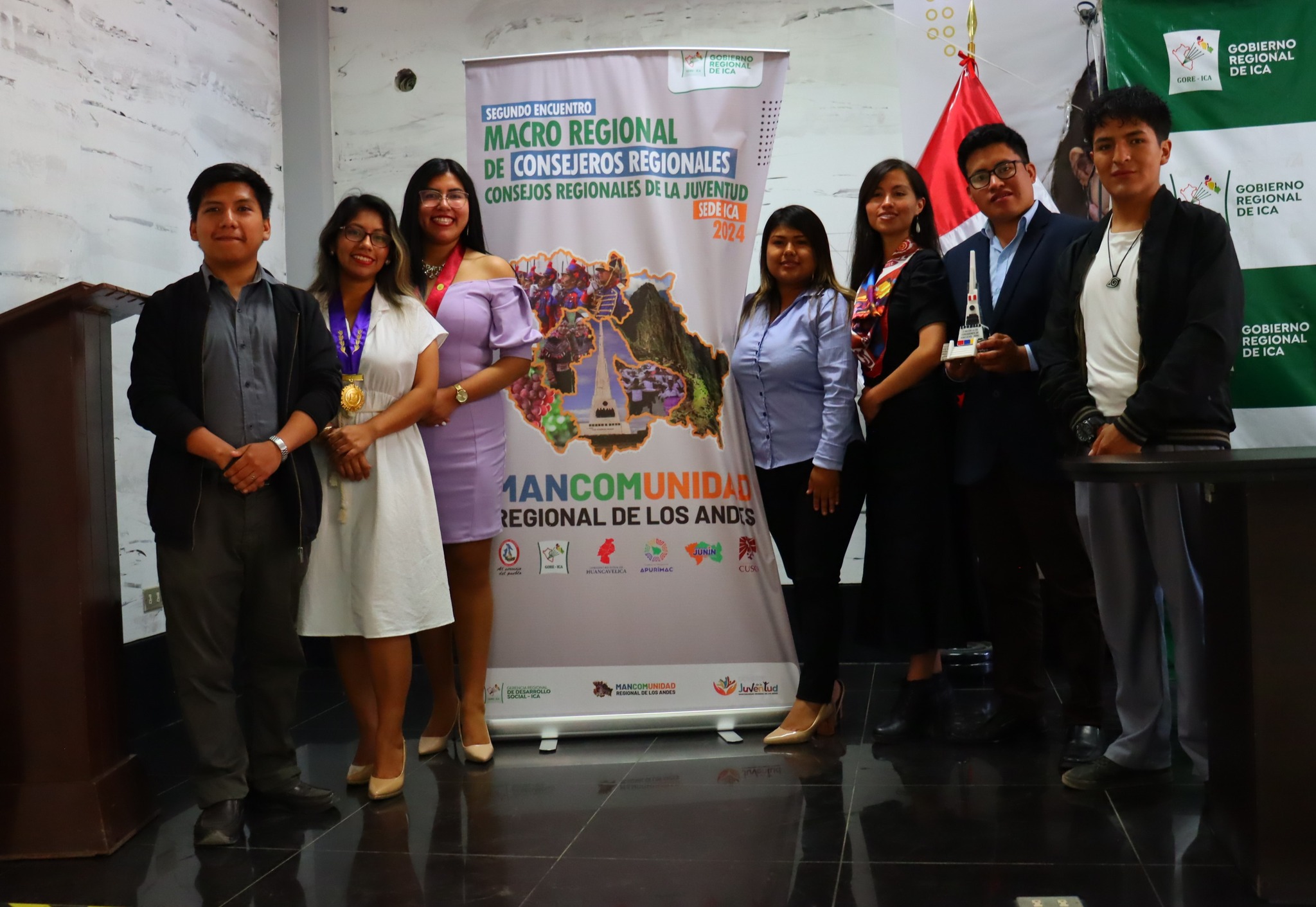 Fotograf铆a de Consejeros y representantes de los Consejos de la Juventud en el 谩mbito de la MRDLA.
