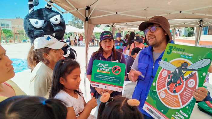 DIRIS Lima Sur lidera exitosa campaña de salud y prevención del dengue en la Asociación California