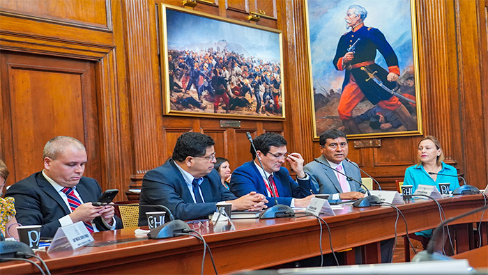 asistiendo a la mesa de trabajo denominada “Destrabe de Obras – Lima Metropolitana”