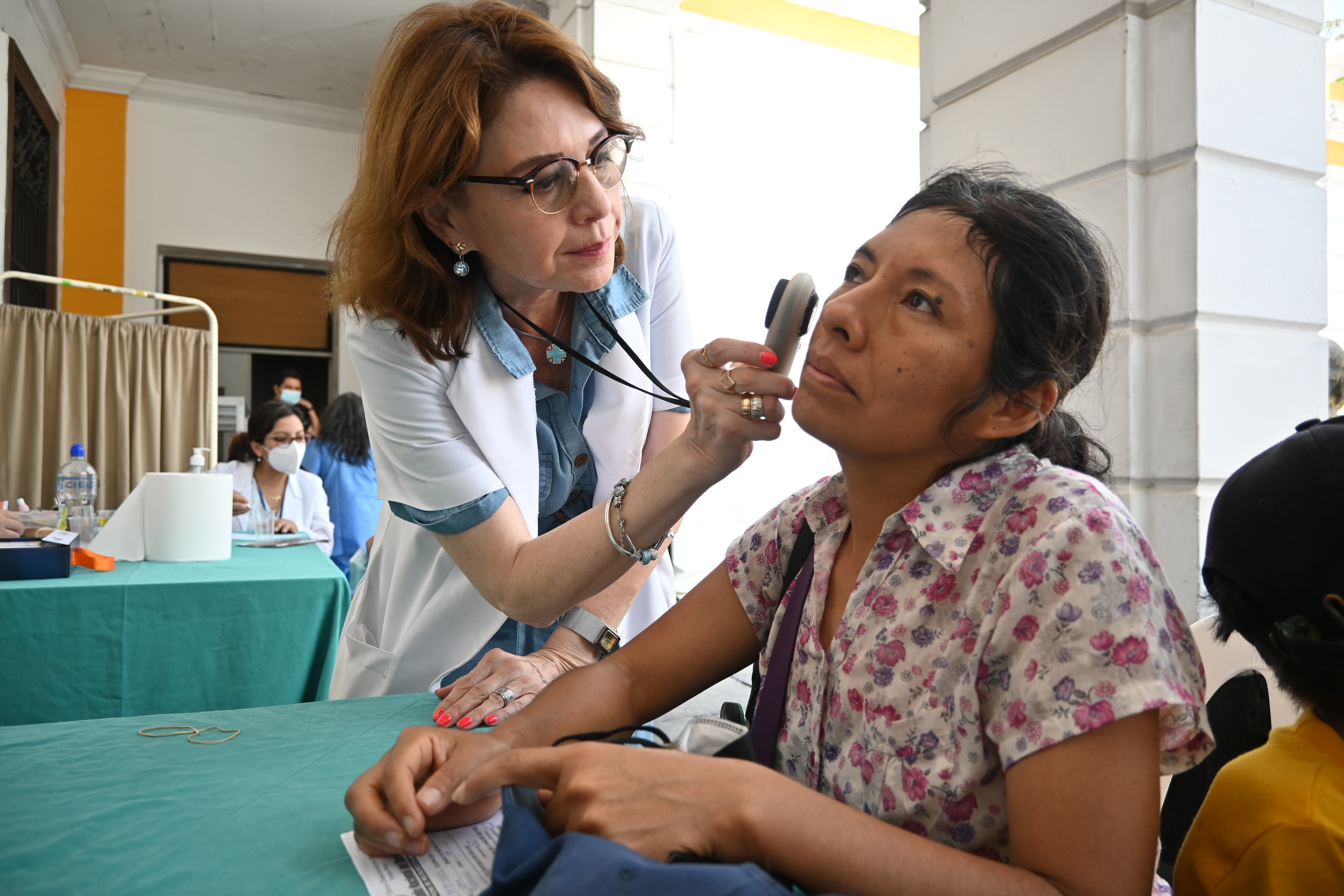 Hospital Dos de Mayo promueve la prevención del cáncer de piel con la campaña del “Día del Lunar” 