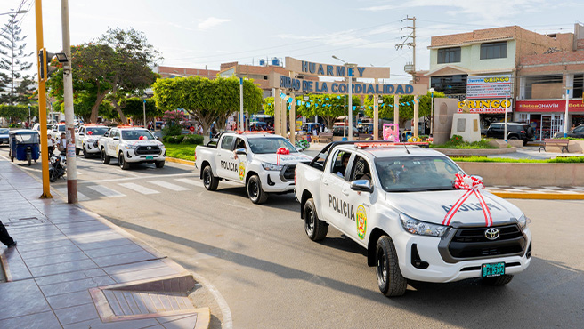 Camionetas nuevas de la PNP refuerzan la seguridad en Huarmey