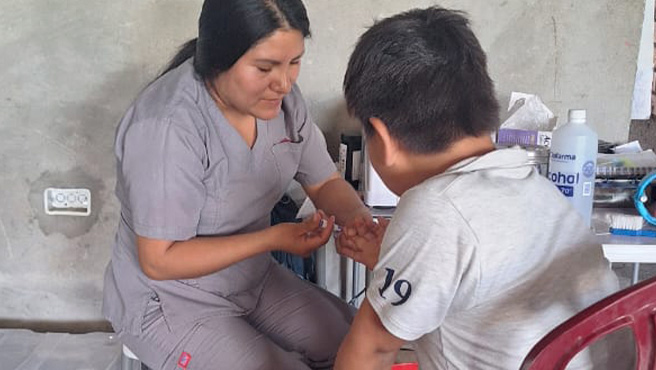 Campaña médica gratuita llegó al centro poblado de Naranjal