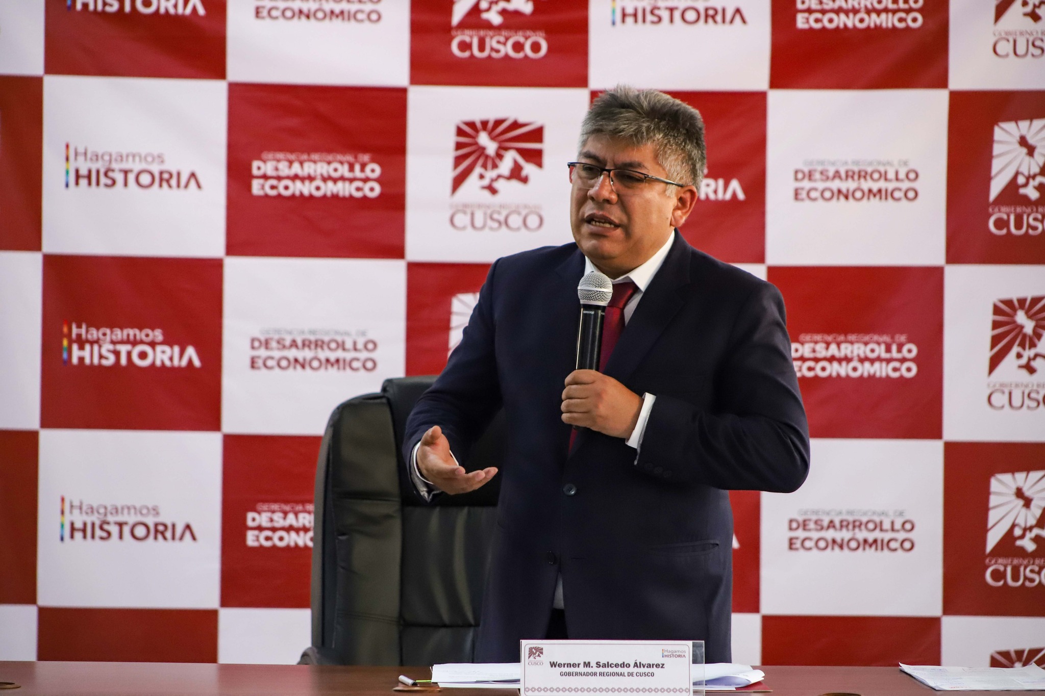 Fotografía del Gobernador Regional de Cusco.