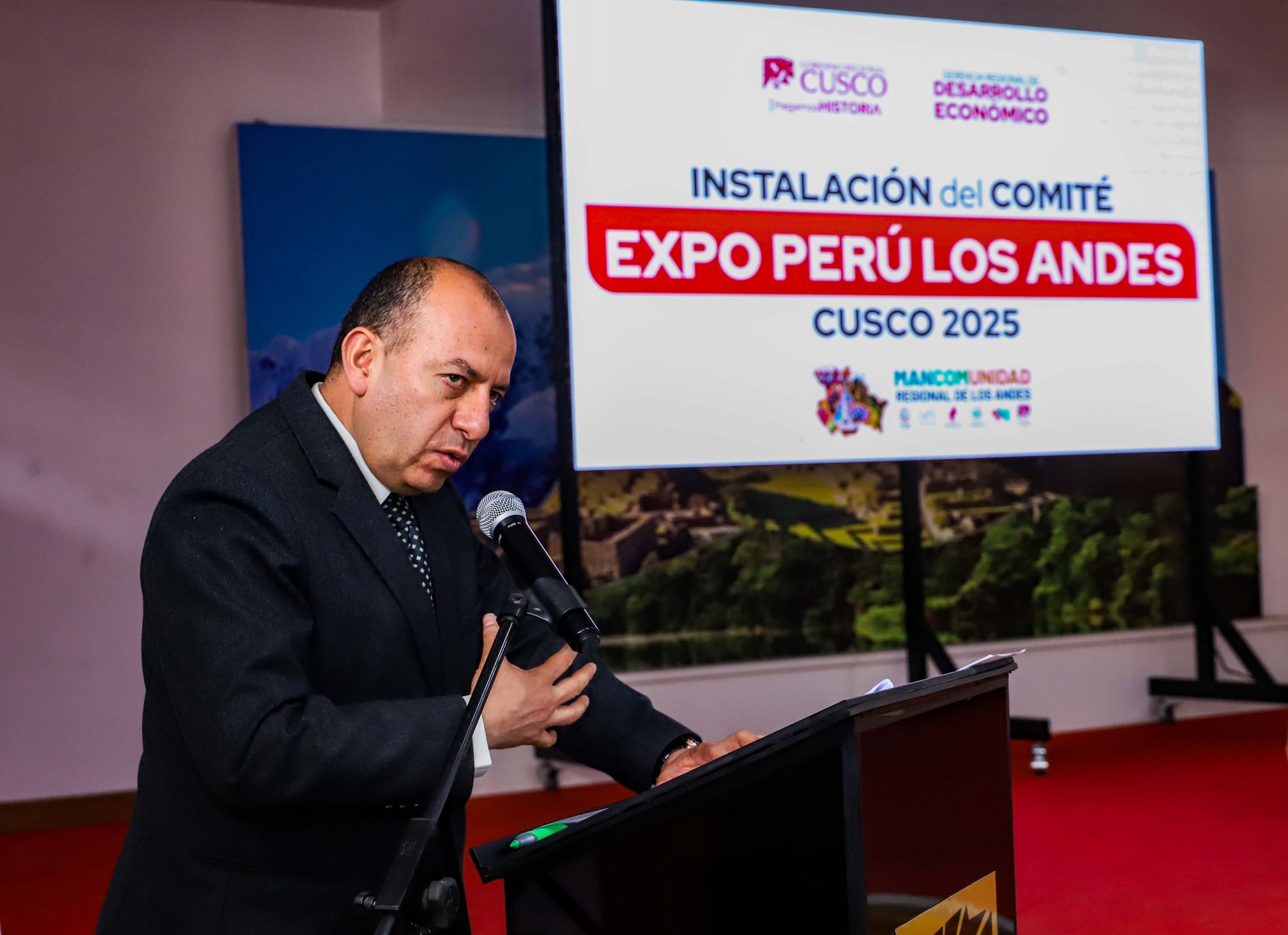 Fotografía del Gerente Regional de Desarrollo Económico.