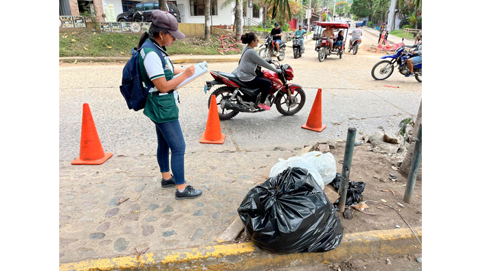 URS realiza campa帽as de concientizaci贸n y buenas pr谩cticas ambientales en diferentes puntos de la ciudad.
