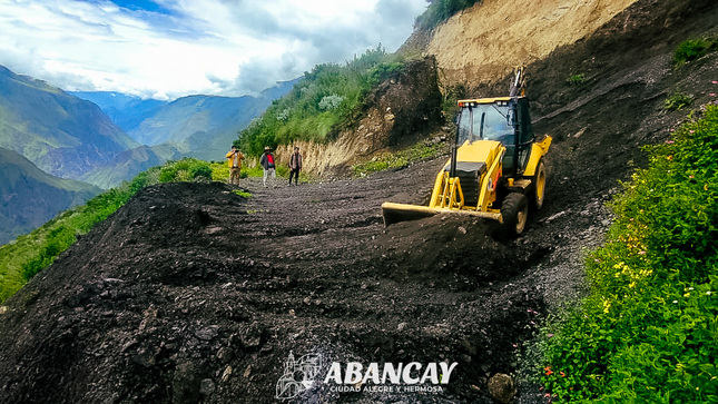   Municipalidad Provincial De Abancay Trabaja En La Rehabilitación De Vía Vecinal En Paquencca – Facchacpata: