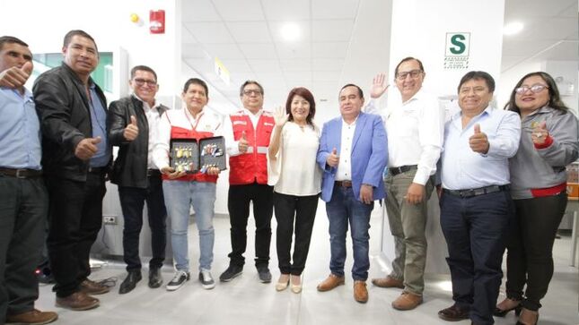 Vientos de cambio, en la atención a la salud, con recepción del moderno Hospital de Matucana 