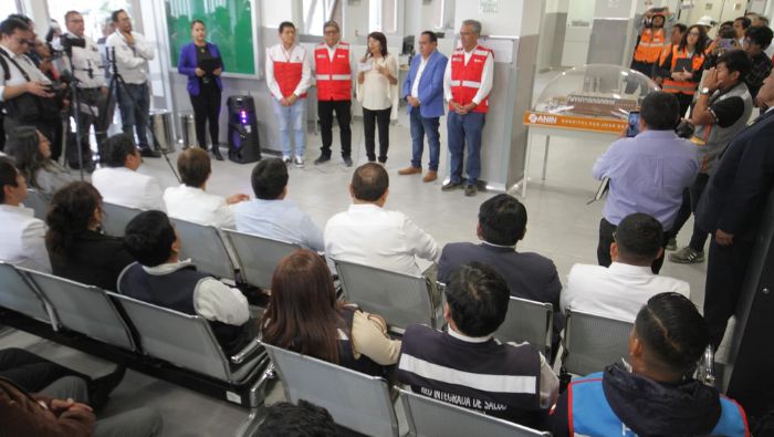 Vientos de cambio, en la atención a la salud, con recepción del moderno Hospital de Matucana