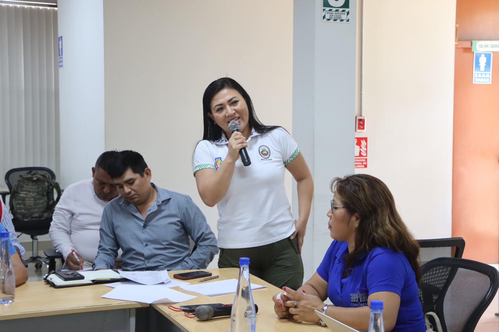 Alcaldesa Pochita Rodríguez participó en mesa técnica sobre electrificación 