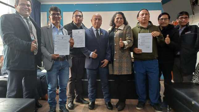 Premiación a establecimientos de salud