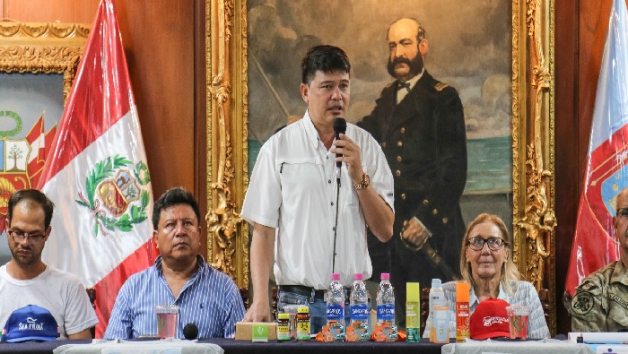 Regidor Efraín Chuecas