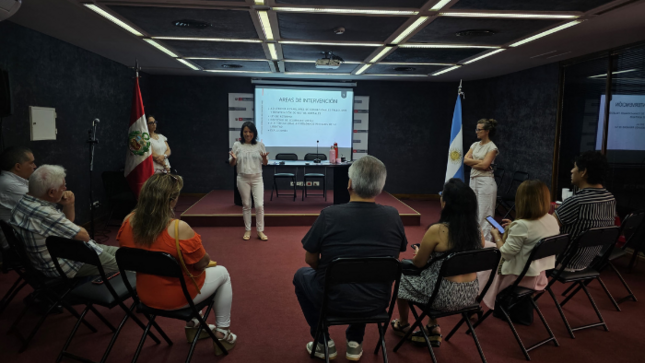 Consulado peruano en Buenos Aires facilita información sobre la asistencia legal y humanitaria
46 