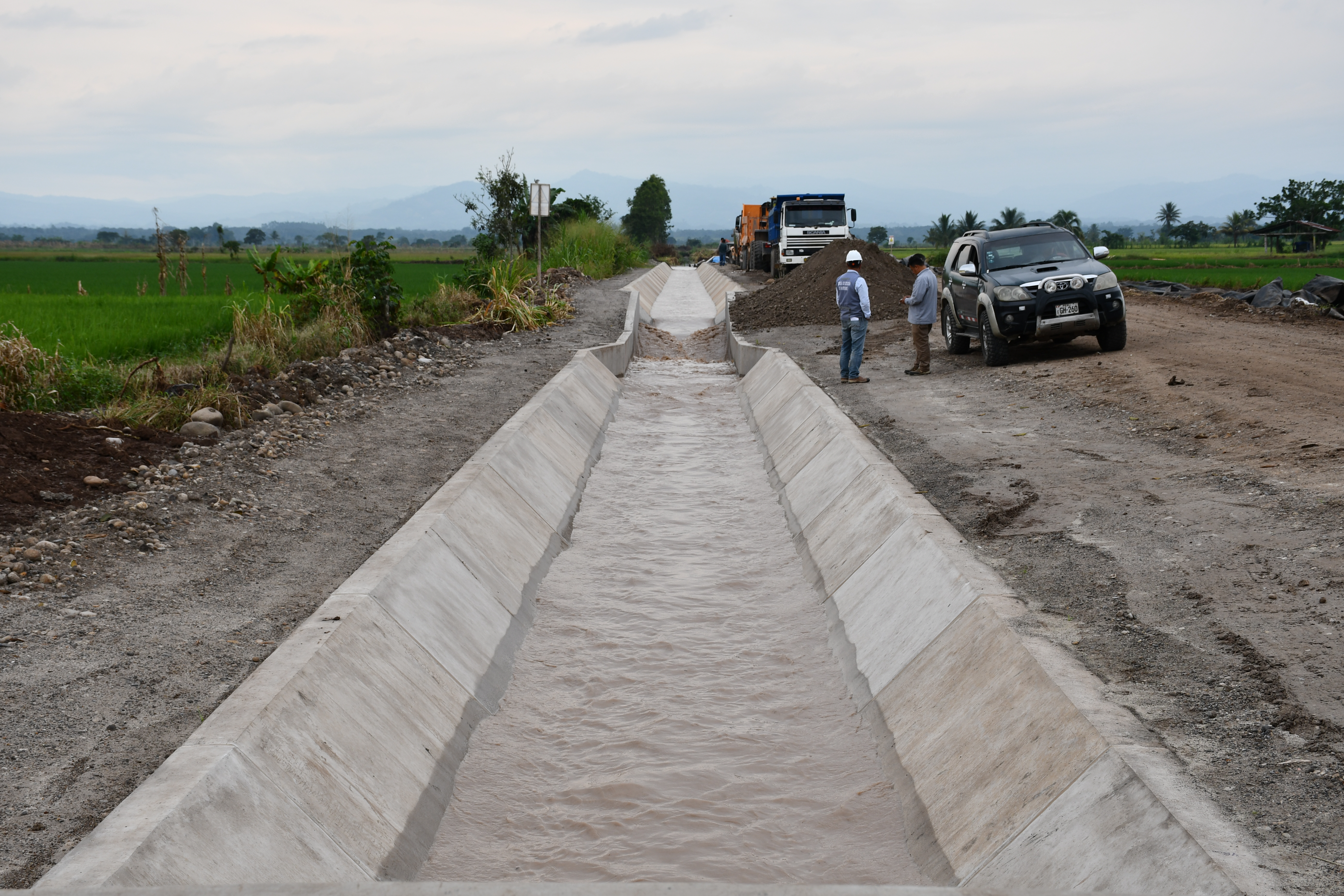 canal de agua para riego Principal Luchador – Shica