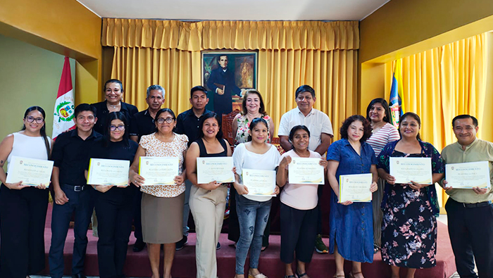 Catacaos: Reconocimiento a empresas participante de la certificación de competencias laborales por CENFOTUR