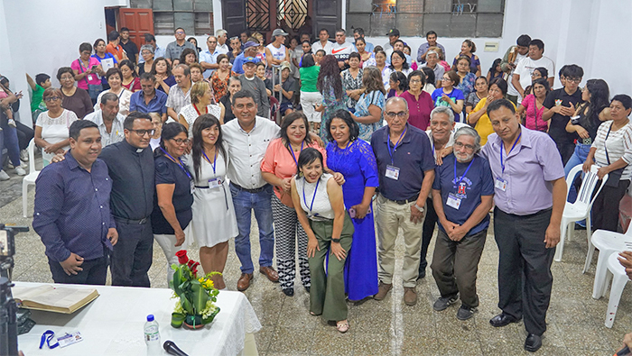 uramento a la nueva junta directiva del AA.HH Villa de Fátima