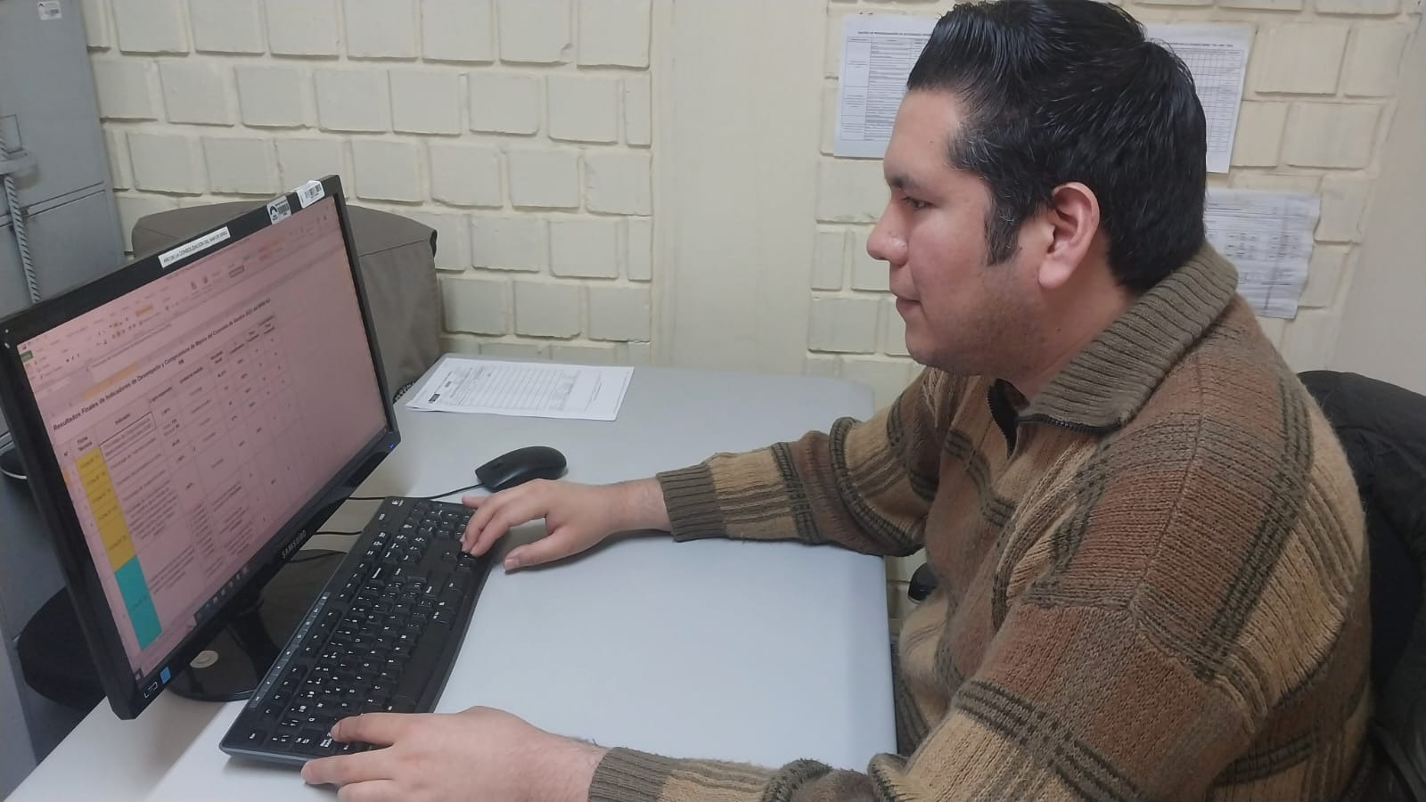 Se efectivizo incentivo laboral a personal del INSM por cumplimiento de metas institucionales, indicadores de desempeño y compromiso de mejoras 2023